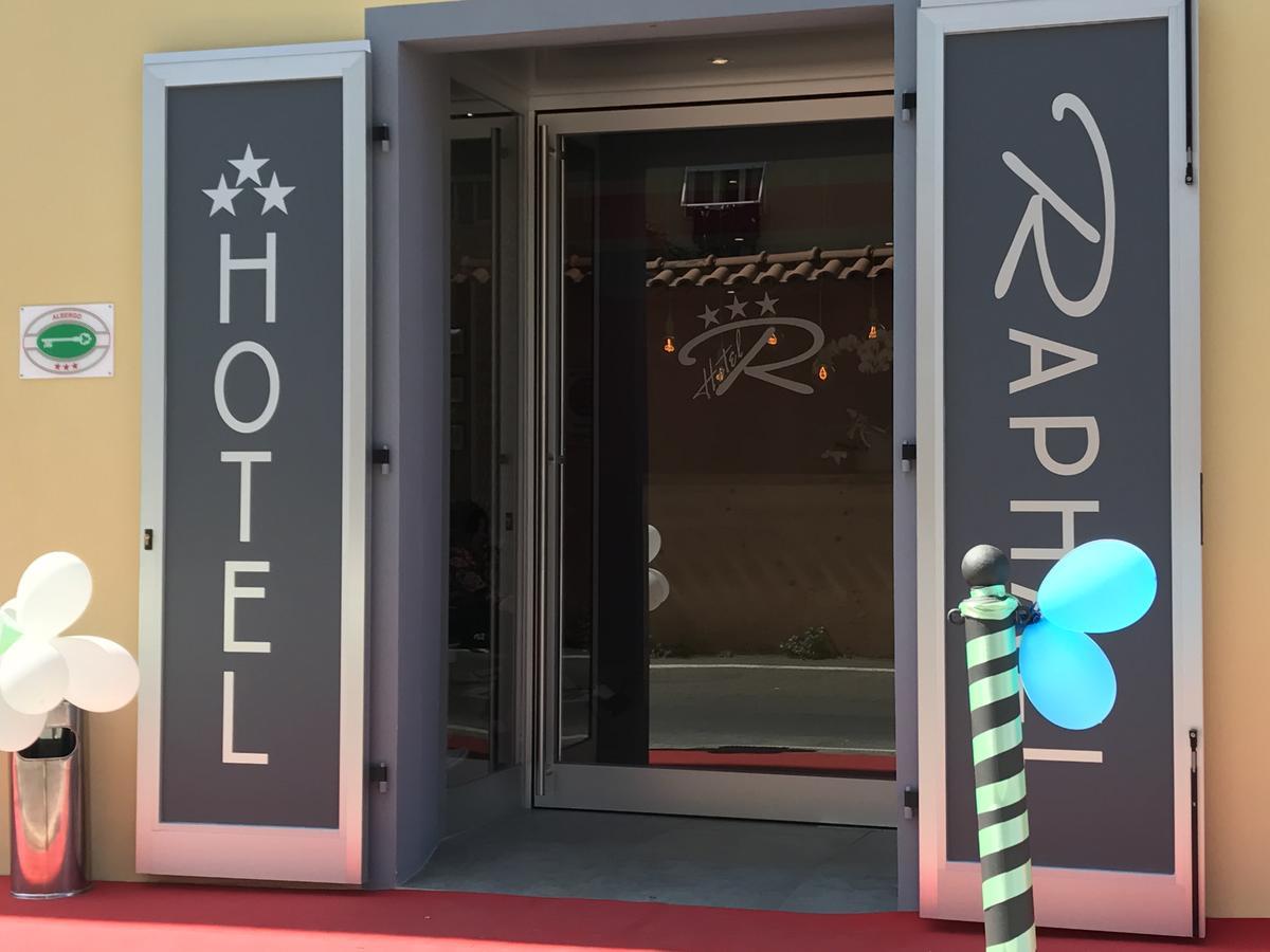 Hotel Raphael Бордігера Екстер'єр фото